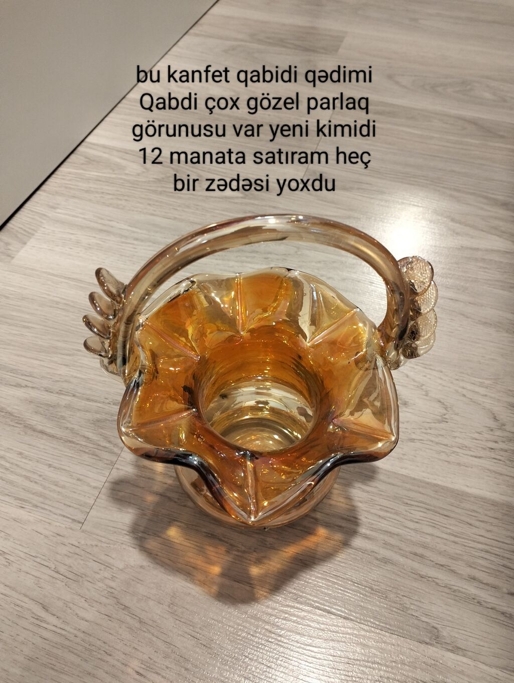 Qədimi şüşə konfet qabı - Material: qalın, keyfiyyətli şüşə - Rəng — Süfrə qabı, Bakı