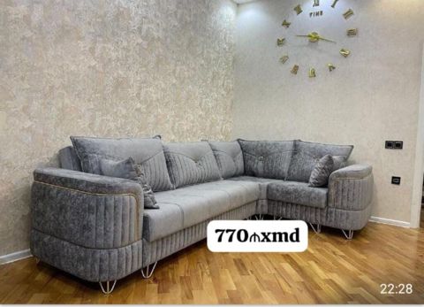Künc divan – müasir dizayn, boz rəng palitrası ilə. - L‑formalısı — Bakı