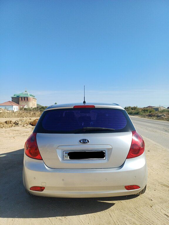 Kia Ceed, 1.6 L, 2007 il, 300 000 km — Avtomobillər, Bakı (2)