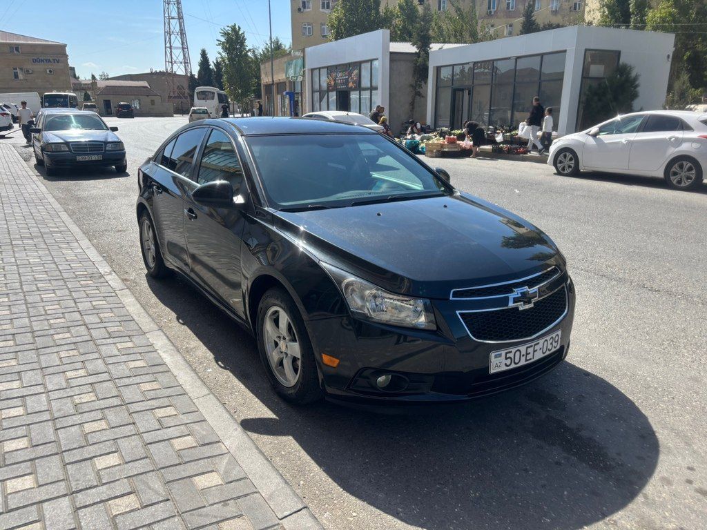 Chevrolet Cruze, 1.4 L, 2015 il, 300 000 km 50-EF-039 — Avtomobillər, Sumqayıt (4)