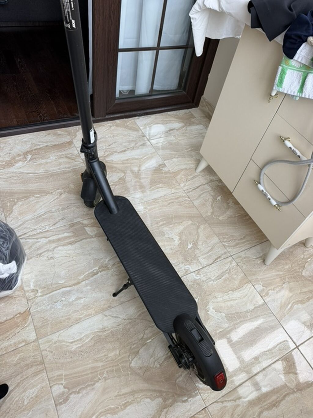 İşlənmiş Elektrik samokat 8", 250 Vt, 16 - 25 km/s, Ünvandan götürmə — Skuterlər, Bakı (4)