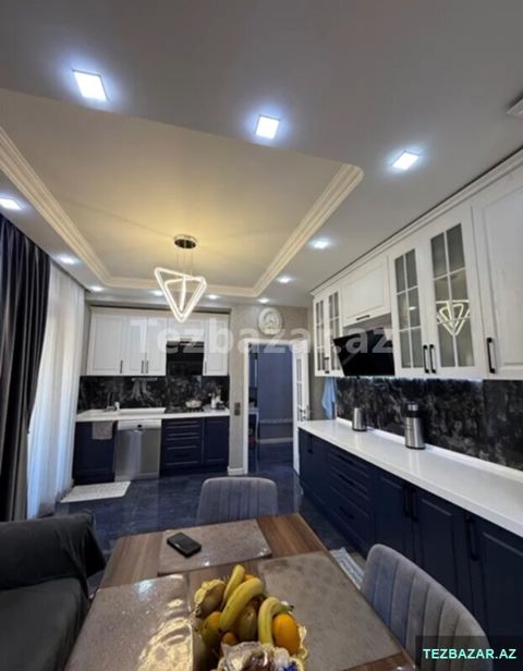 4 otaqlı mənzil satılır Apartman — Bakı