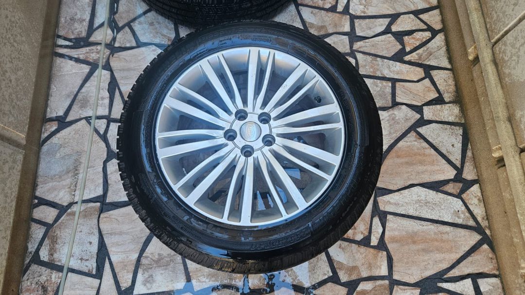 Land Rover təkərləri R20 — Ehtiyat hissələri və aksesuarlar, Bakı (3)