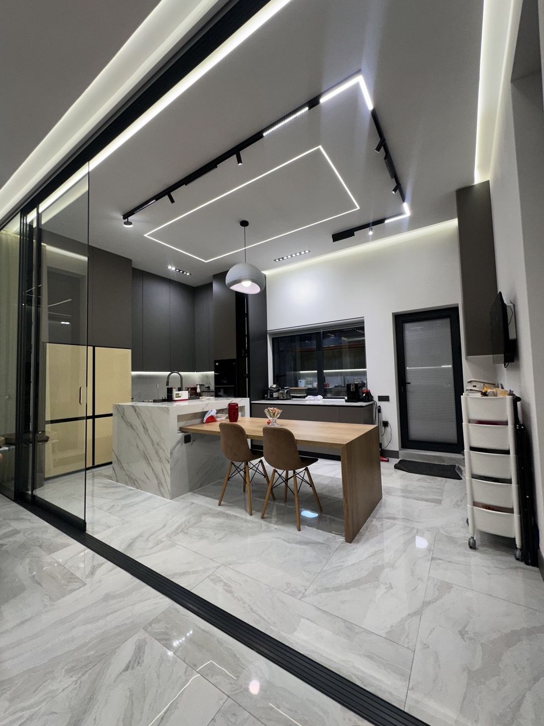 Satılır 6 otaqlı həyət evi/bağ evi 300 m² — Ev, villa, Bakı (11)