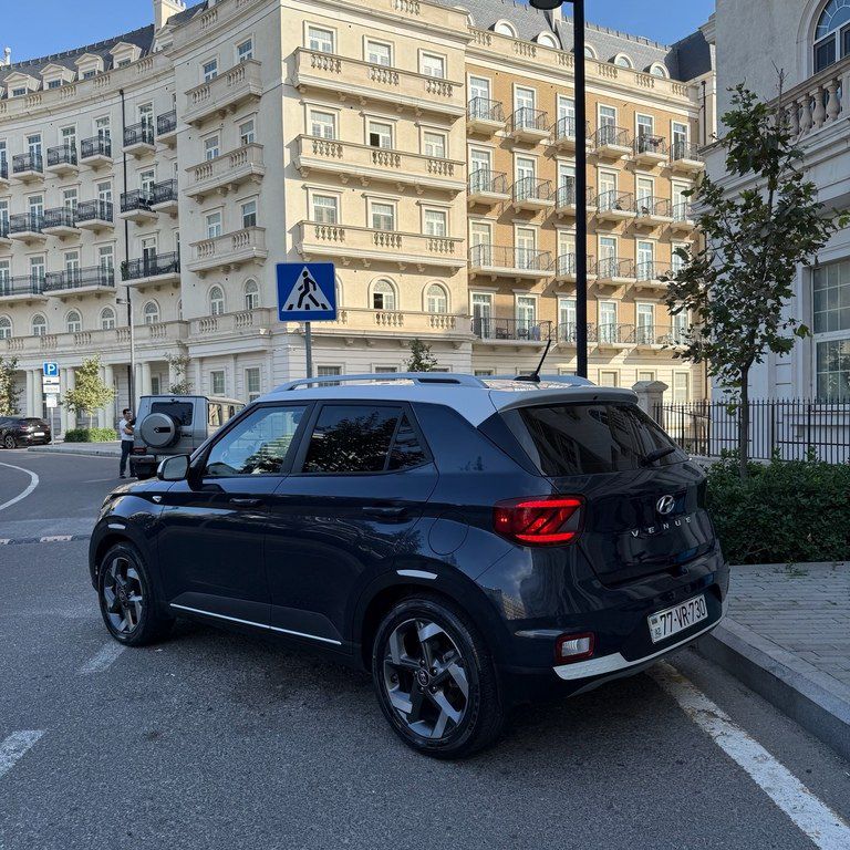 Hyundai Venue, 1.6 L, 2023 il, 57 000 km 77-VR-730 — Avtomobillər, Bakı (4)