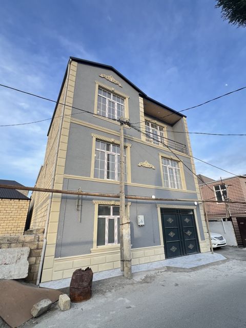 Satılır 7 otaqlı həyət evi/bağ evi 220 m² — Xırdalan