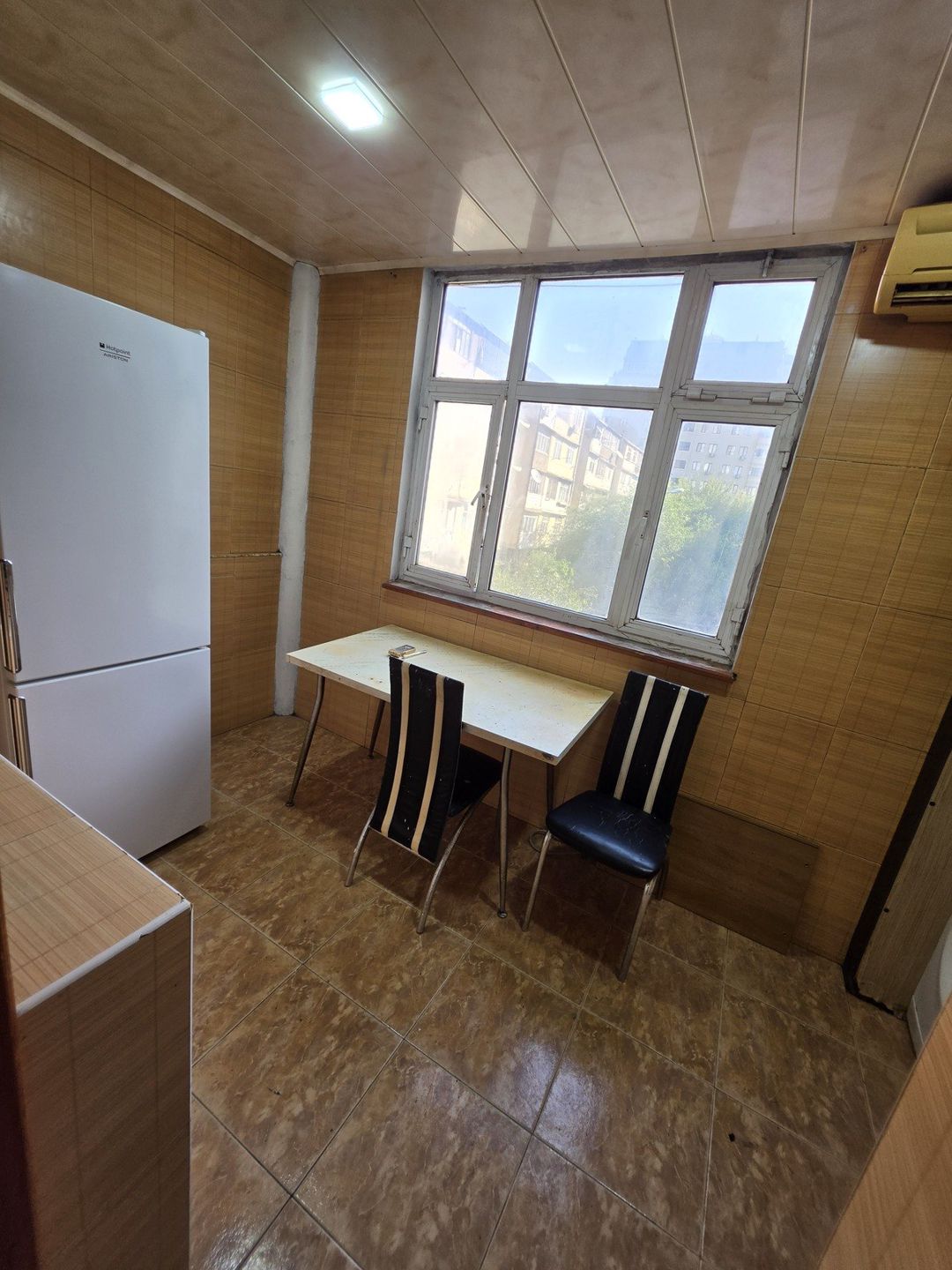 İcarəyə verilir 1 otaqlı köhnə tikili 40 m² — Mənzil, Bakı (7)