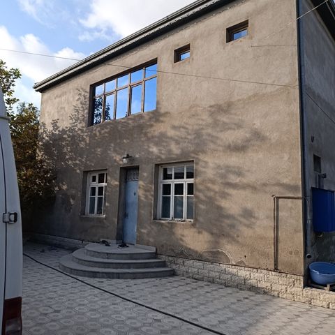 Həyət evi, Binəqədi r — Bakı