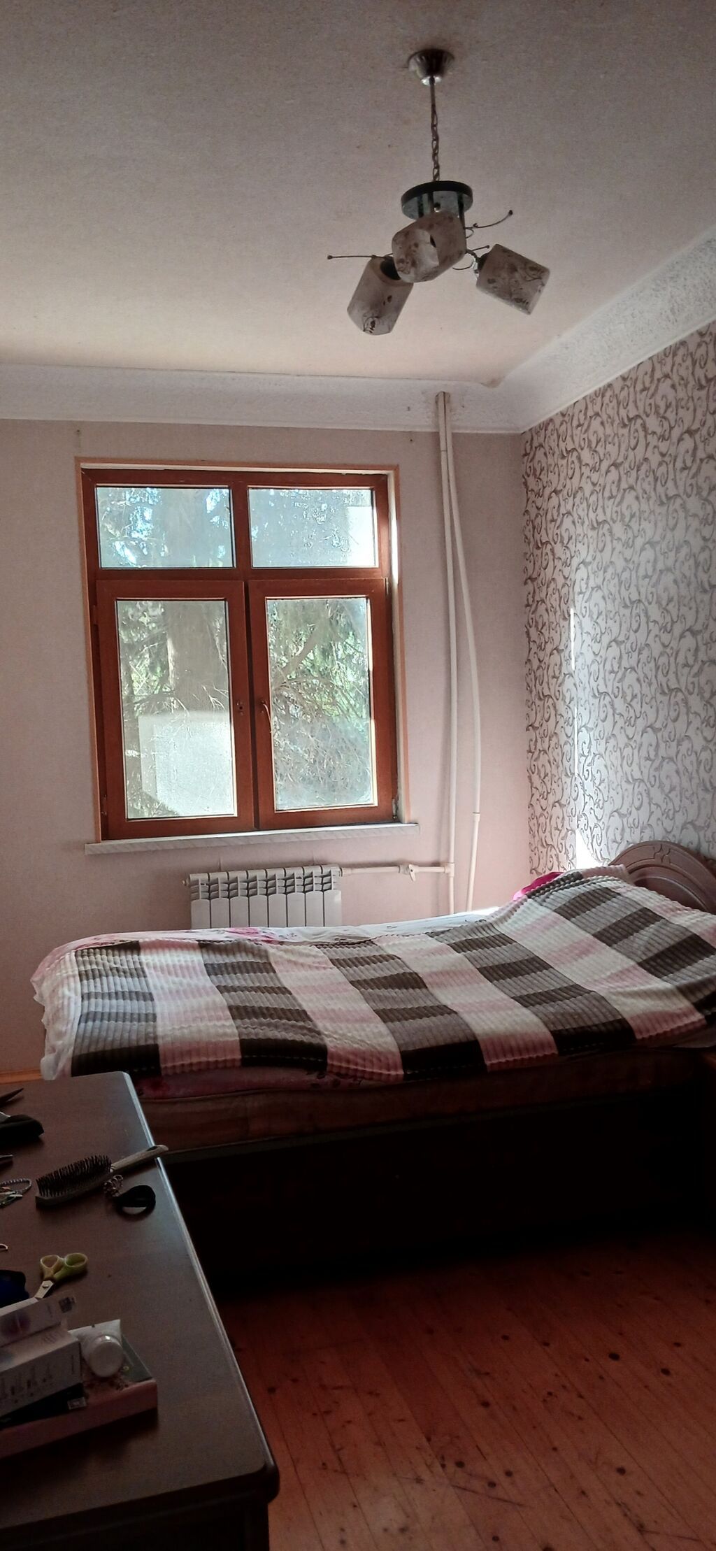 Yataq otağı mebel dəsti - 2 nəfərlik taxta çarpayı (başlıq dekorlu) — Yataq otağı mobilya dəstləri, Bakı (4)