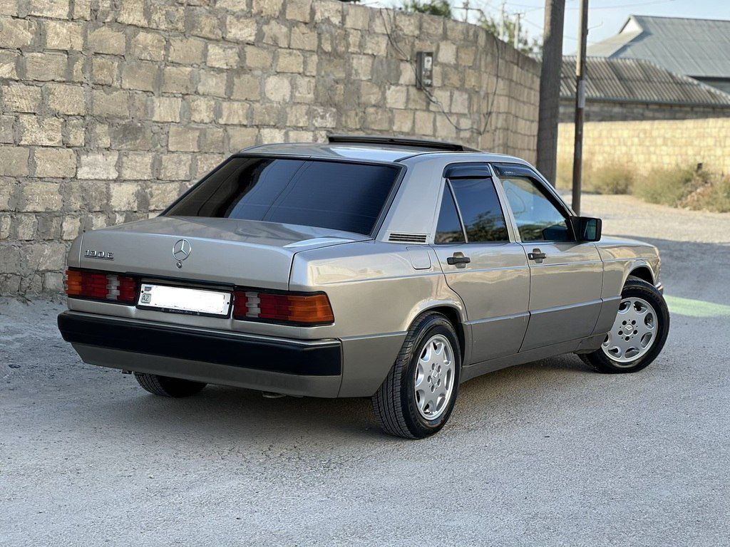 Mercedes 190, 2.0 L, 1992 il, 550 000 km — Avtomobillər, Xırdalan (4)