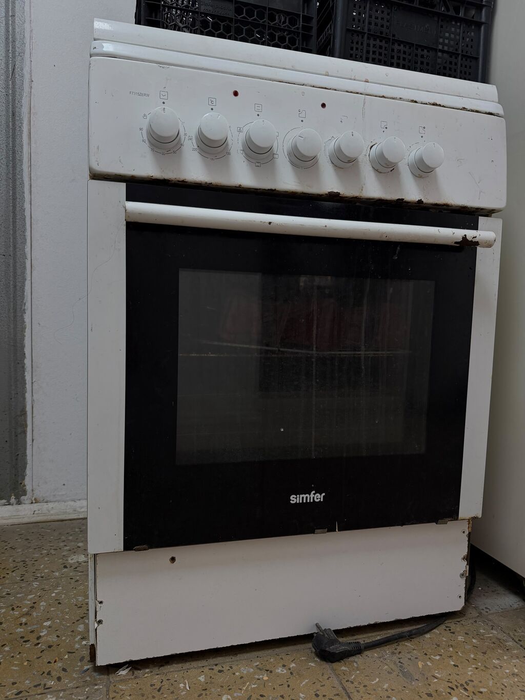 Elektrik sobası Ayrıca dayanan, 4 gözlü, İşlənmiş — Masaüstü plitələr, Bakı (2)