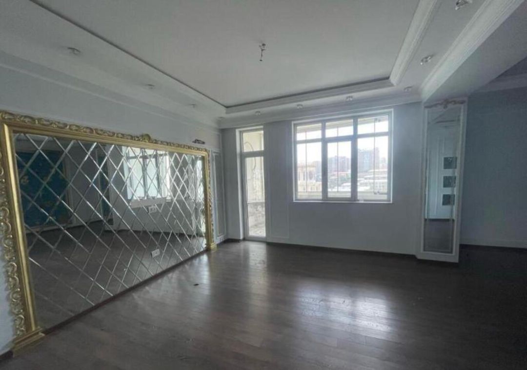 Satılır 4 otaqlı yeni tikili 204 m² — Mənzil, Bakı (6)