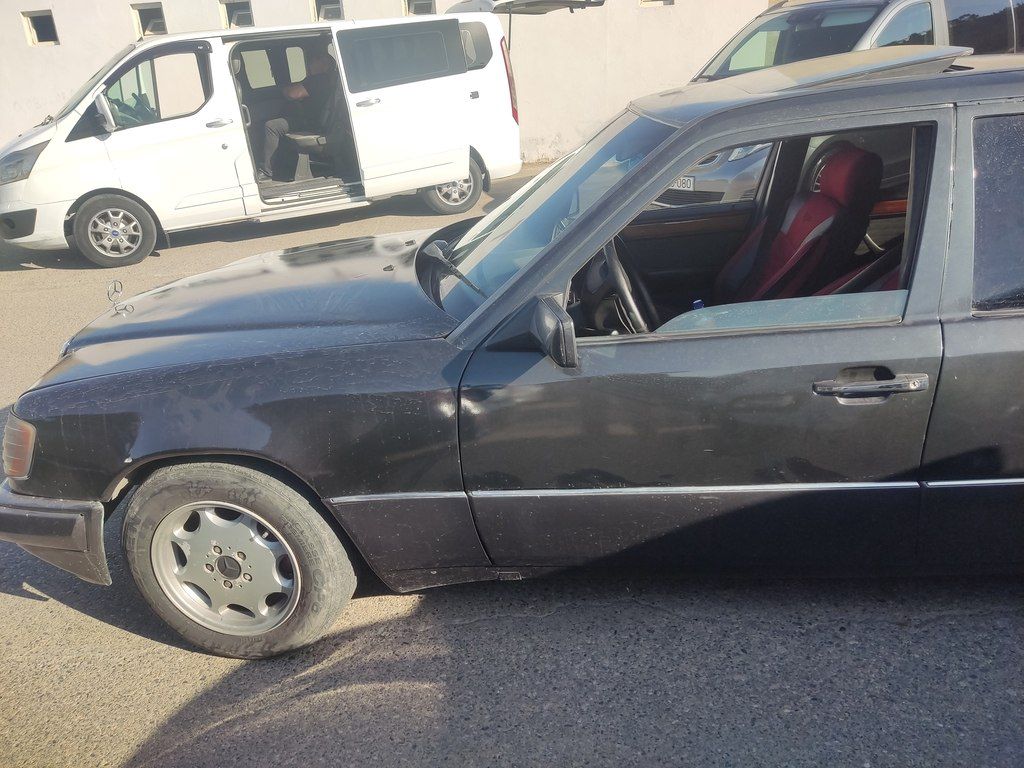 Mercedes 200 D, 2.0 L, 1991 il, 546 750 km 10-VO-572 — Avtomobillər, Bakı (8)