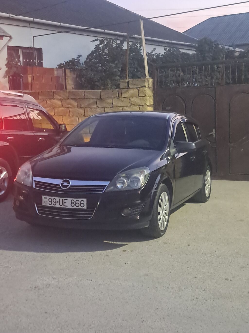 Opel Astra H hatchback – qara rəng Texniki və dizayn xüsusiyyətləri 99-UE-866 — Avtomobillər, Saray (2)
