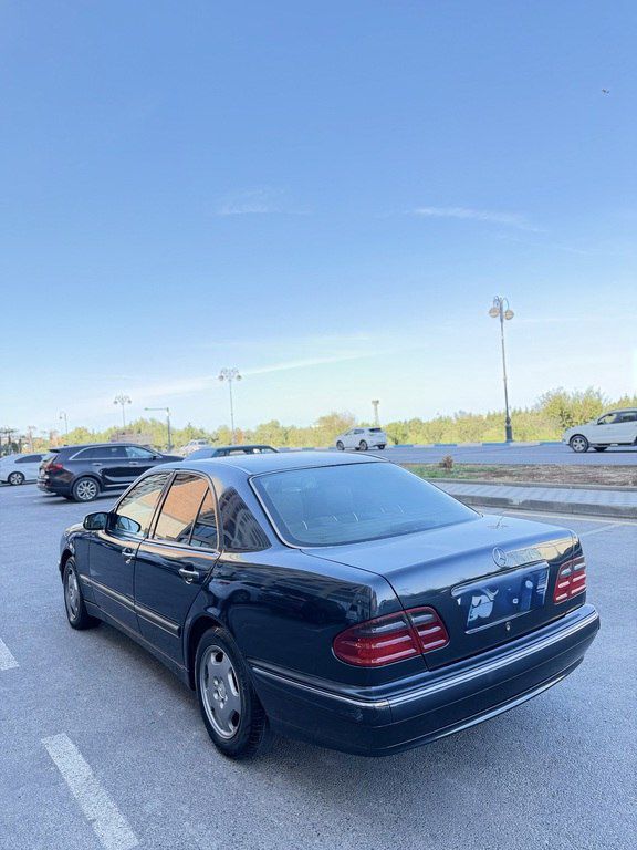 Mercedes E 220, 2.2 L, 1999 il, 520 000 km — Avtomobillər, Bakı (2)
