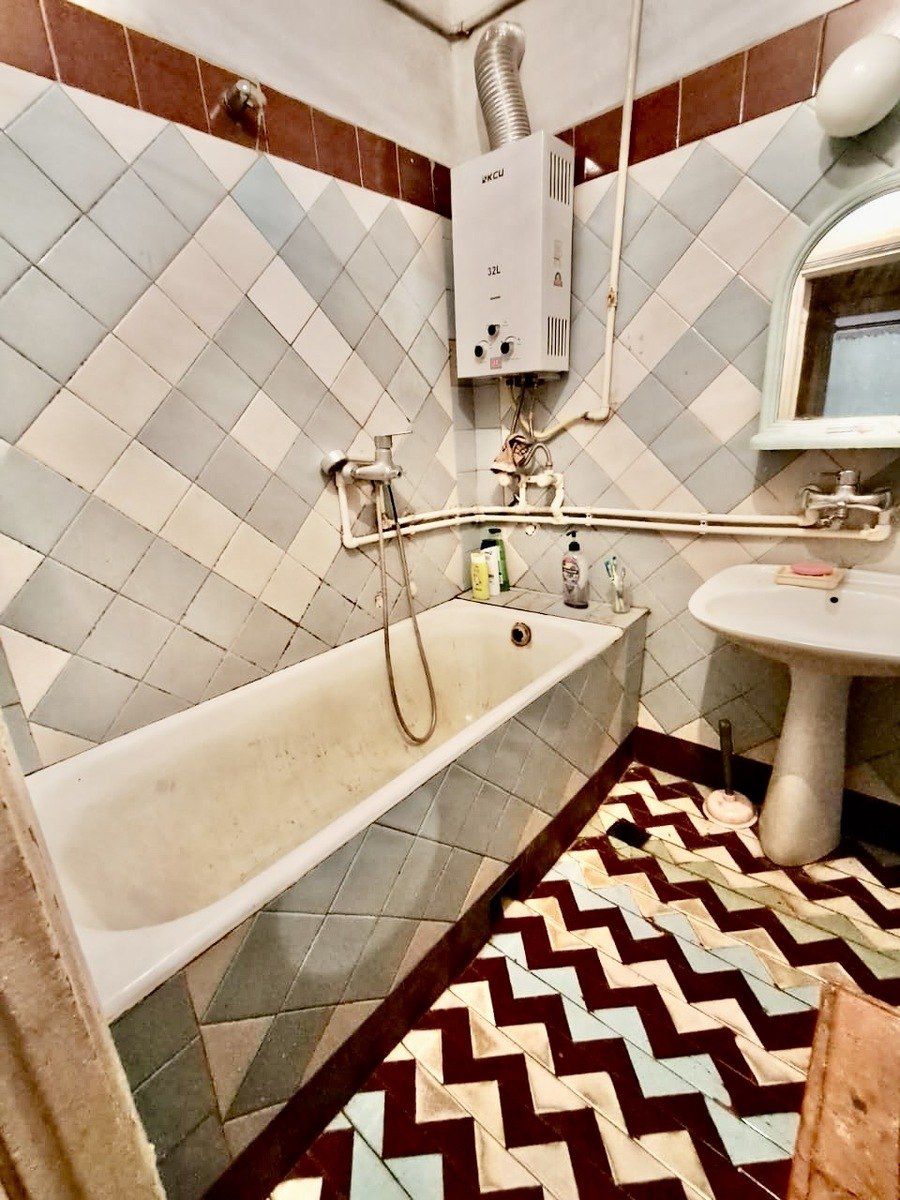 Satılır 4 otaqlı köhnə tikili 80 m² — Mənzil, Bakı (10)