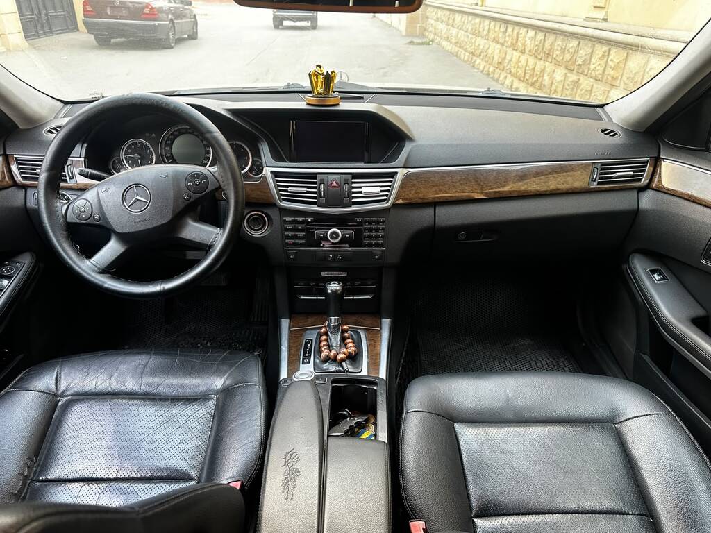 Mercedes E 220, 2.1 L, 2010 il, 287 000 km — Avtomobillər, Bakı (6)
