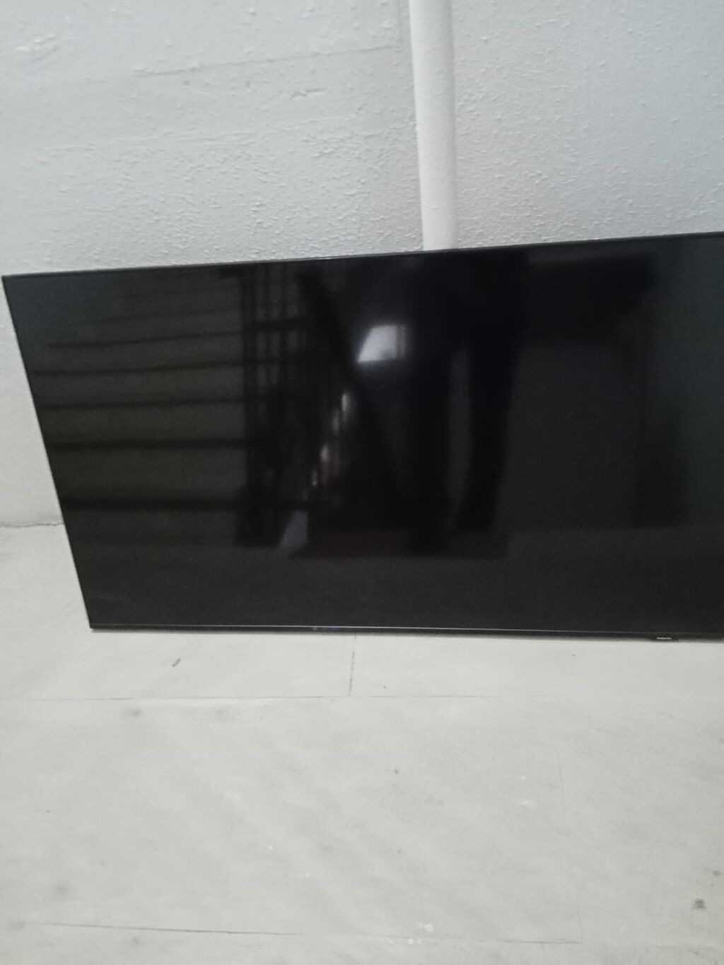 İşlənmiş Televizor Samsung LED ekran Ünvandan götürmə — Televizorlar, Bakı