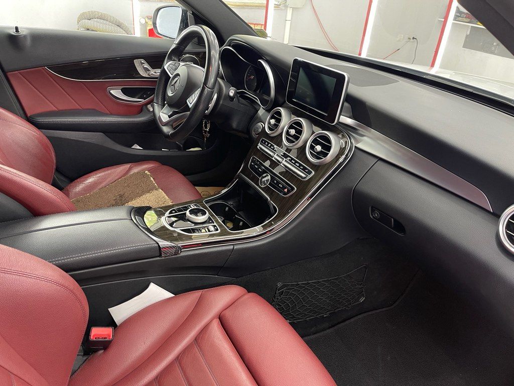 Mercedes C 300, 2.0 L, 2018 il, 124 000 km — Avtomobillər, Bakı (3)