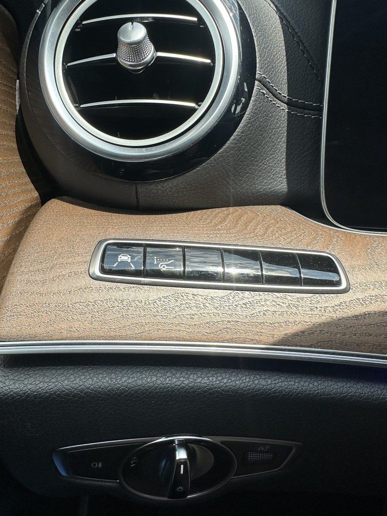 Mercedes E 300, 2.0 L, 2018 il, 170 000 km — Avtomobillər, Bakı (5)