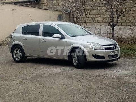 Opel Astra 1.3 L, 2008, 241 000 km — Goranboy