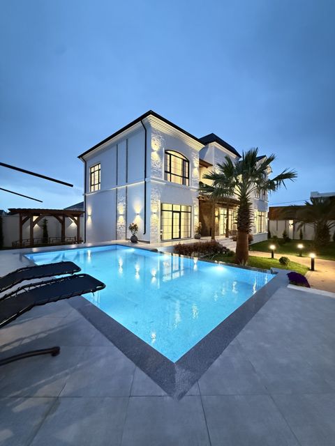 Satılır 6 otaqlı həyət evi/bağ evi 400 m² — Bakı