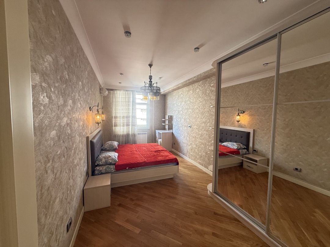 Satılır 3 otaqlı yeni tikili 170 m² — Mənzil, Bakı (8)