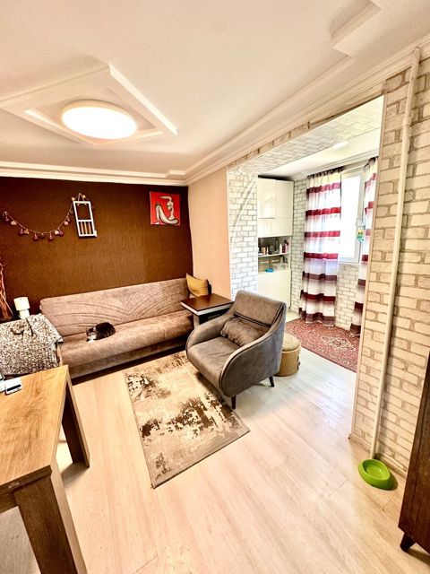 Satılır 2 otaqlı köhnə tikili 40 m² — Bakı