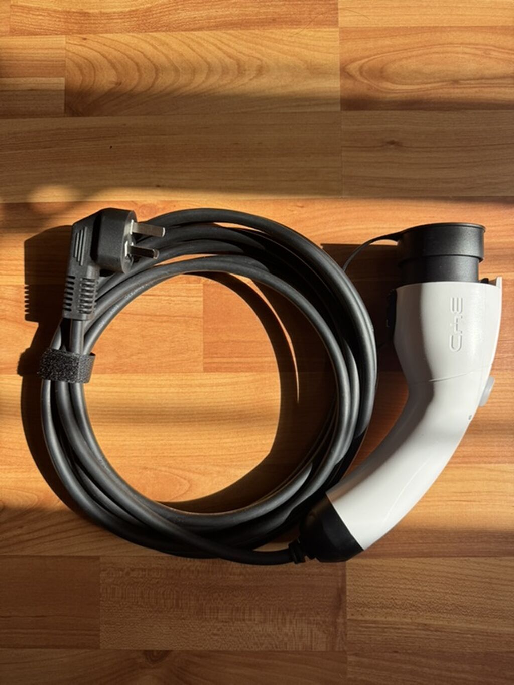 Elektrik avtomobili üçün şarj kabeli - Tip: AC şarj kabeli, Type 2 — Avtomobil aləti, Masazır