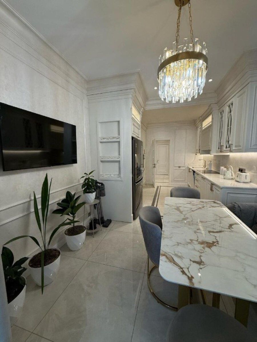 Satılır 4 otaqlı yeni tikili 211 m² — Mənzil, Bakı (9)
