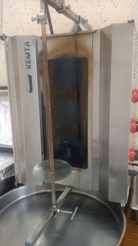 Remta şaurma/döner aparatı - Tip: Şaquli elektrikli doner/şaorma — Bakı