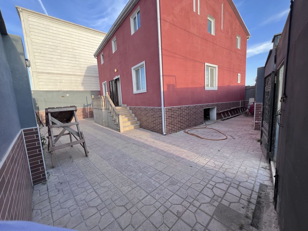 Satılır 5 otaqlı həyət evi/bağ evi 160 m² — Ev, villa, Bakı (3)