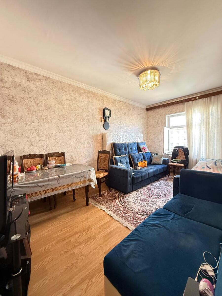 Satılır 2 otaqlı köhnə tikili 68 m² — Mənzil, Bakı (2)