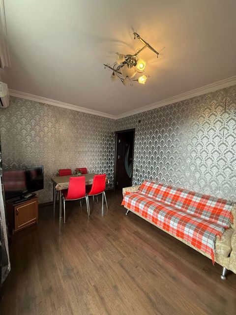 Satılır 2 otaqlı köhnə tikili 50 m² — Bakı
