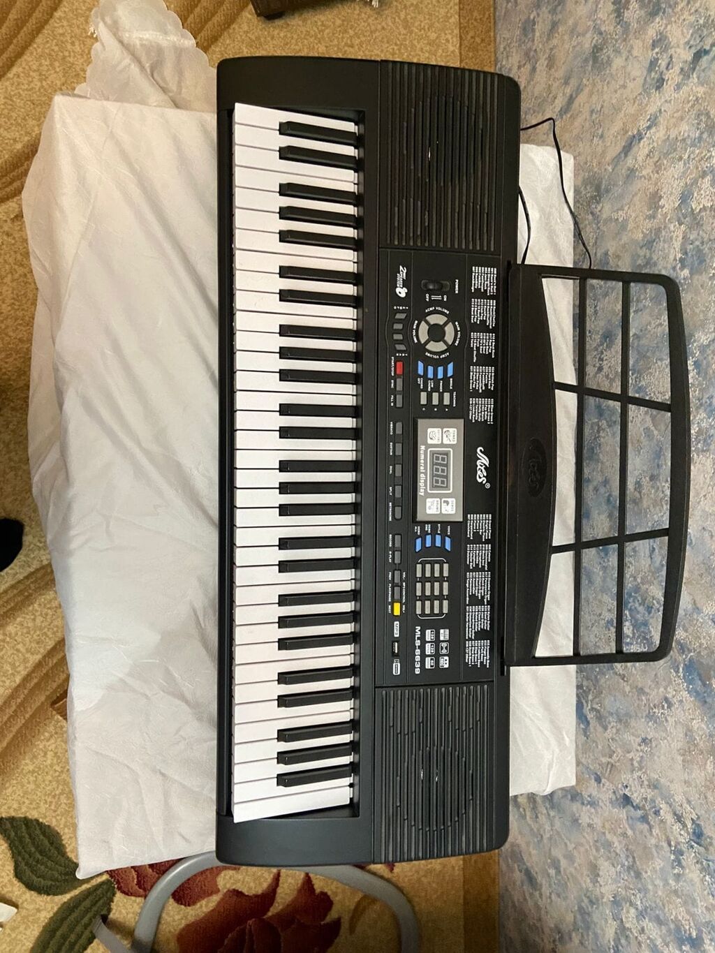 Musiqi klaviaturası – Alesis MLS-6639 - 61 klavişli elektron — Pianino və digər klaviş alətləri, Pirəkəşkül (2)