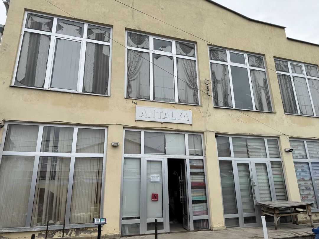 İcarəyə verilir obyekt 360 m² — Əmlak, Qusar