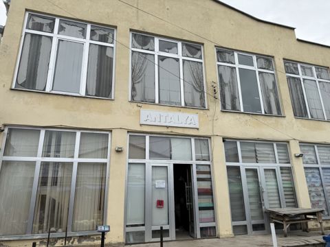 İcarəyə verilir obyekt 360 m² — Qusar