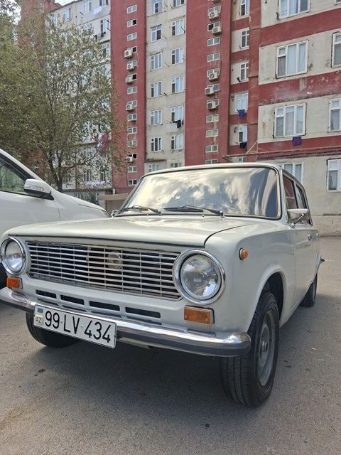 Lada (VAZ) 21011, 1.3 L, 1980 il, 258 000 km — Bakı