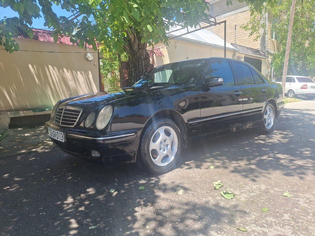 Mercedes E 270, 2.7 L, 2000 il, 298 000 km 10-GV-013 — Avtomobillər, Bakı (4)
