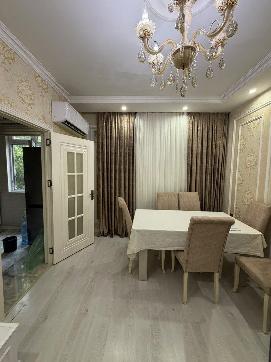 Satılır 2 otaqlı köhnə tikili 55 m² — Mənzil, Bakı