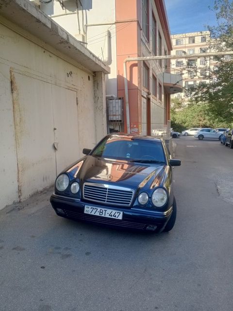 Mercedes E 200, 2.0 L, 1998 il, 456 900 km — Salyan