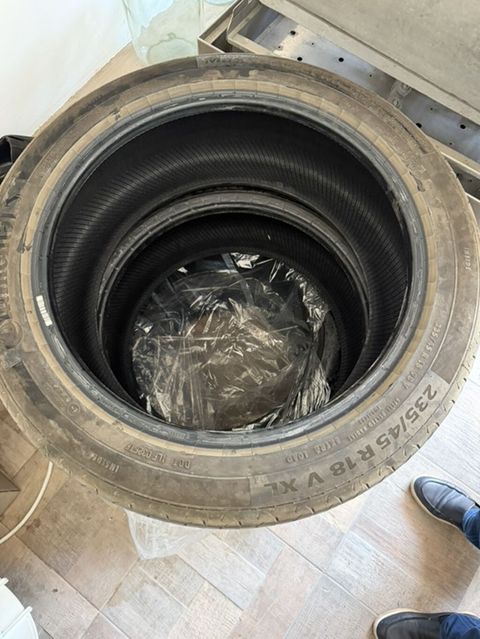 Continental 235/45 R18 XL təkərlər satılır. Cəmi 1 ay istifadə olunub — Bakı