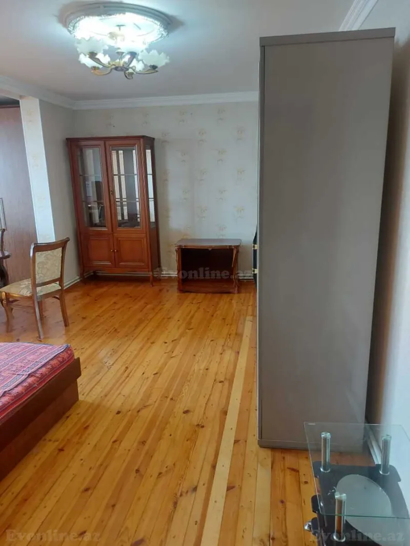 Satılır 2 otaqlı Mənzil Köhnə tikili 60 m² Bakı, Xətai r., Əhmədli — Bakı