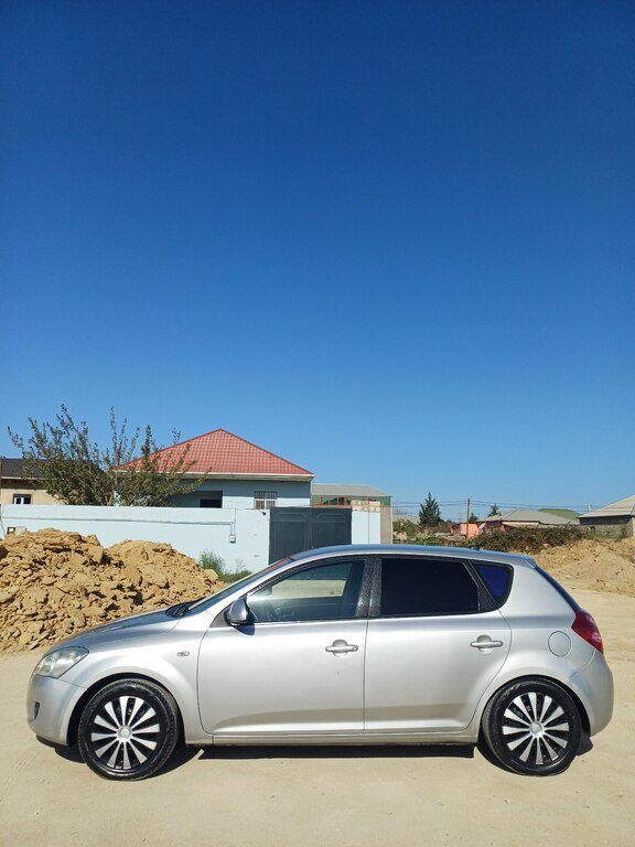 Kia Ceed, 1.6 L, 2007 il, 300 000 km — Avtomobillər, Bakı (8)