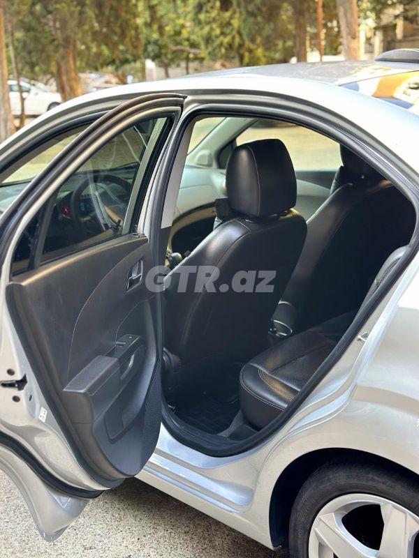 Chevrolet Sonic 1.4 L, 2015, 264 000 km — Avtomobillər, Bakı (2)