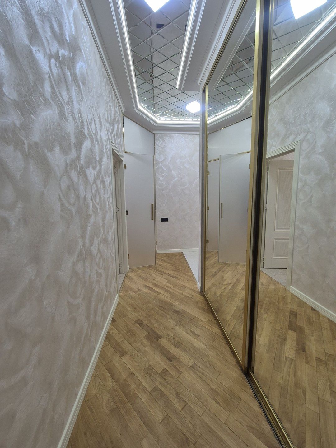 Satılır 2 otaqlı yeni tikili 90 m² — Mənzil, Bakı (11)