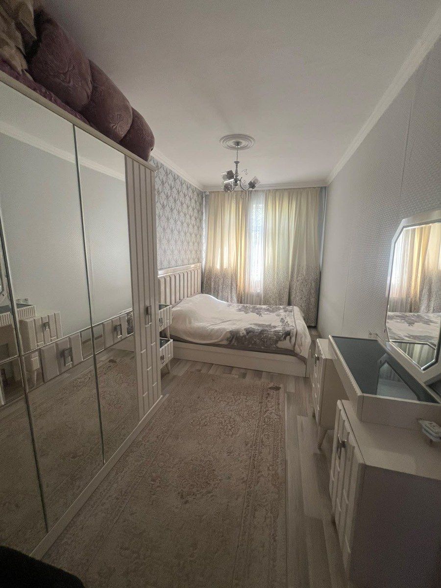 Satılır 2 otaqlı köhnə tikili 50 m² — Mənzil, Bakı