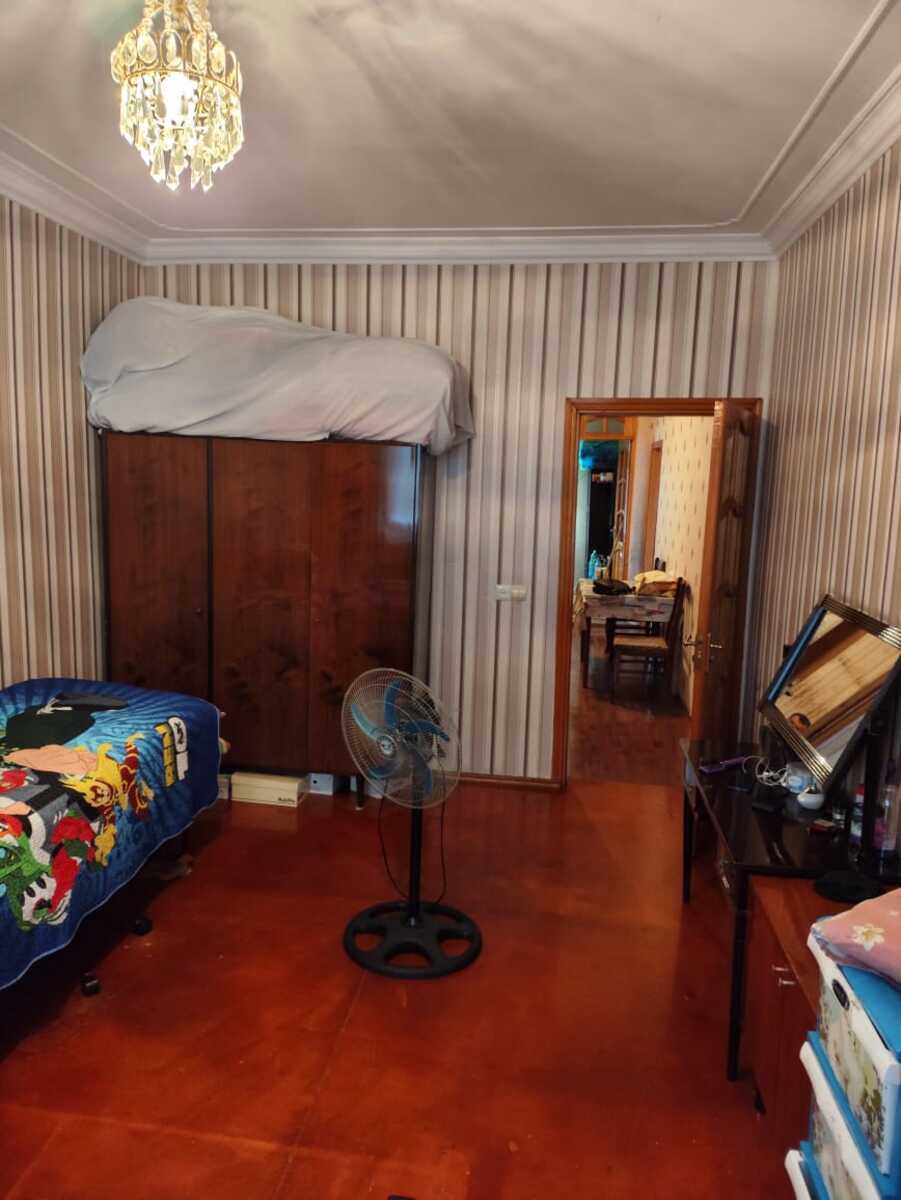 Satılır 2 otaqlı köhnə tikili 56 m² — Mənzil, Bakı (5)