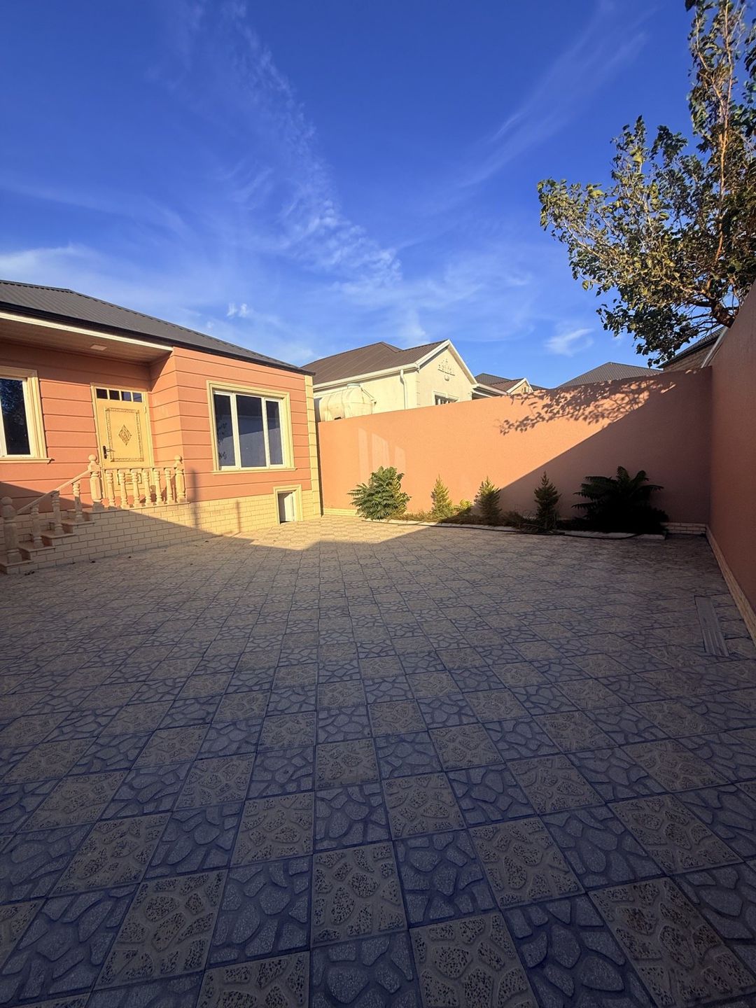 Satılır 4 otaqlı həyət evi/bağ evi 105 m² — Ev, villa, Bakı (2)
