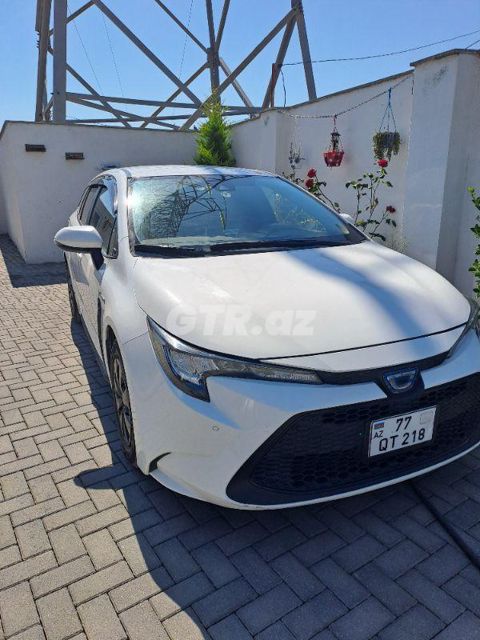 Toyota Corolla 1.8 L, 2019, 105 000 km — Bakı